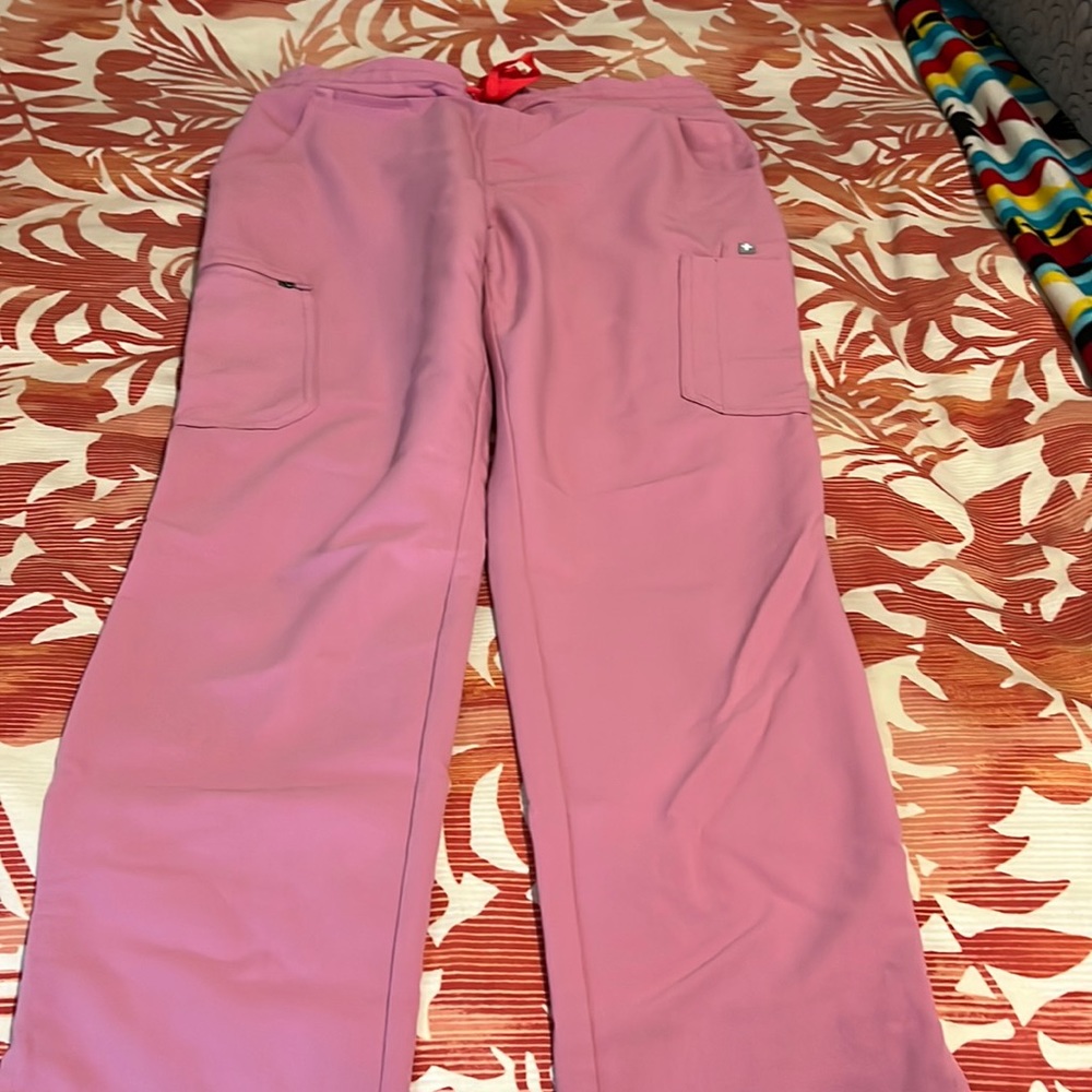 Figs Pink Set